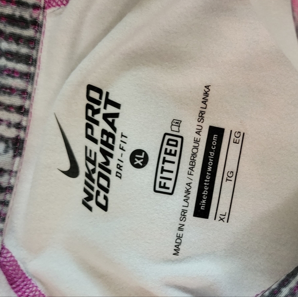 Nike Pro Jacket - Picture 3 of 4